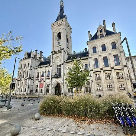 Le Cocon Des Valois - Centre Historique D'angouleme Angouleme